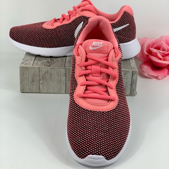 Nike Tanjun Black/White-Pink Gaze - Picture 3 of 7